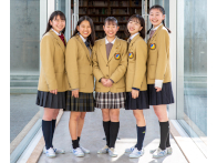 神戸国際高等学校の制服