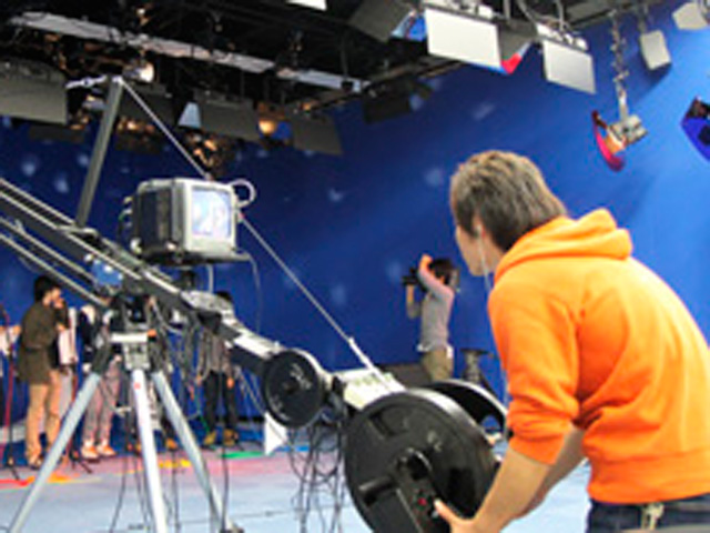 コンテンツ制作スタジオ：高度な映像演出を実現するクレーンカメラや合成用の3Dアニメーション制作ソフト「3ds Max」を導入